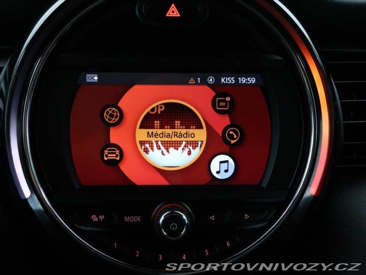 Mini One 1,5 i 75kW JCW Kůže 1.Maj 2018