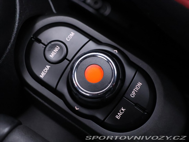 Mini One 1,5 i 75kW JCW Kůže 1.Maj 2018