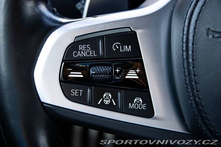 BMW 5 M550i xDrive A/T / AJ NA 2022