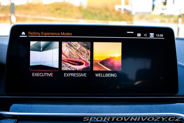 BMW 5 M550i xDrive A/T / AJ NA 2022