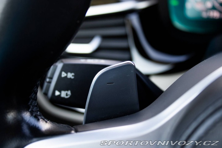 BMW 5 M550i xDrive A/T / AJ NA 2022