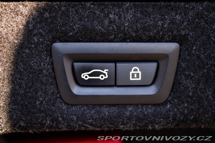 BMW 5 M550i xDrive A/T / AJ NA 2022