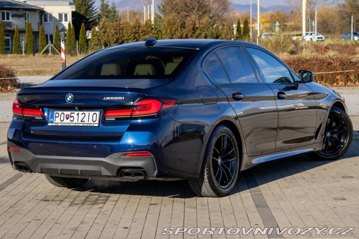 BMW 5 M550i xDrive A/T / AJ NA 2022