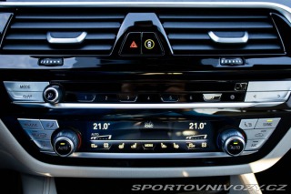 BMW 5 M550i xDrive A/T / AJ NA 2022