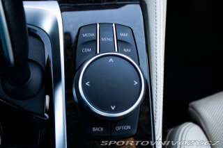 BMW 5 M550i xDrive A/T / AJ NA 2022