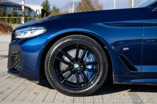 BMW 5 M550i xDrive A/T / AJ NA 2022