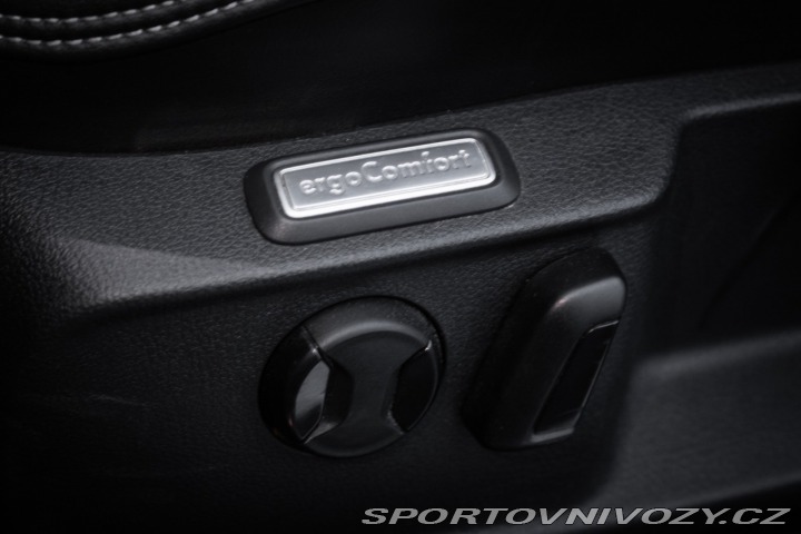 Volkswagen Ostatní modely Passat Variant Variant 2.0 BiTDI R-Line 2015