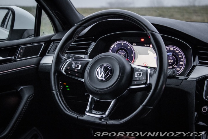 Volkswagen Ostatní modely Passat Variant Variant 2.0 BiTDI R-Line 2015