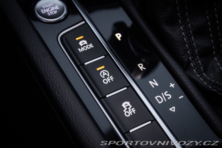 Volkswagen Ostatní modely Passat Variant Variant 2.0 BiTDI R-Line 2015