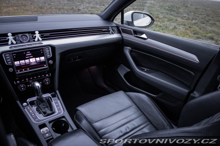 Volkswagen Ostatní modely Passat Variant Variant 2.0 BiTDI R-Line 2015