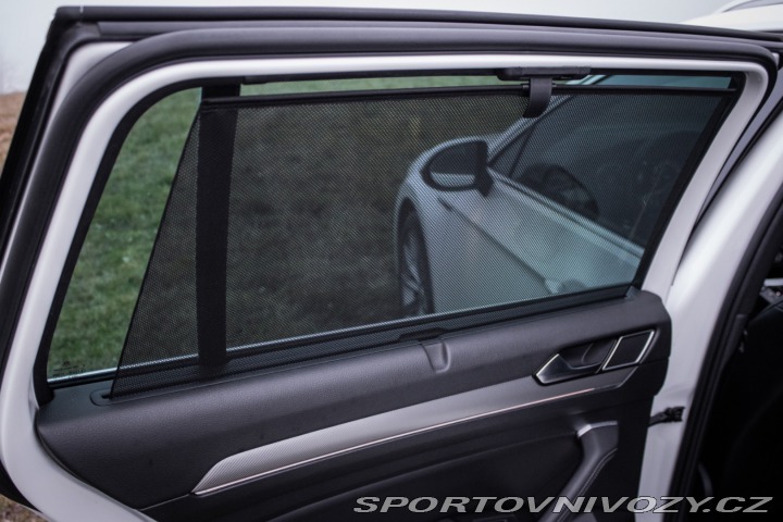 Volkswagen Ostatní modely Passat Variant Variant 2.0 BiTDI R-Line 2015