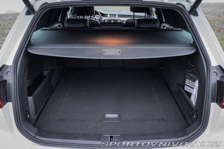 Volkswagen Ostatní modely Passat Variant Variant 2.0 BiTDI R-Line 2015