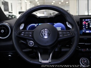 Alfa Romeo Tonale 1,5 Turbo VELOCE Premium 2024