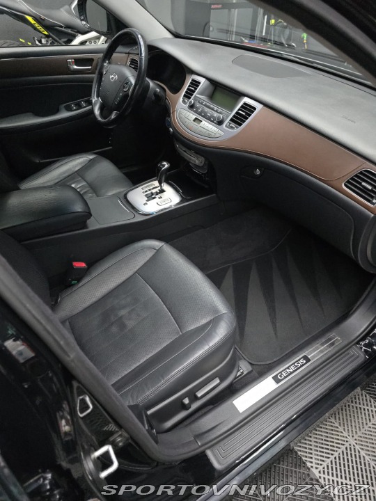 Hyundai Ostatní modely Genesis 3.8 246kw 2012