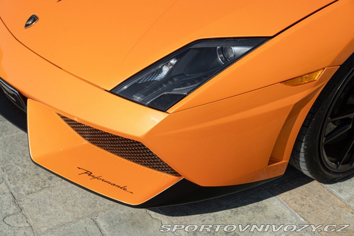Lamborghini Gallardo LP 570 - 4 SPYDER PERFORMANTE 2011