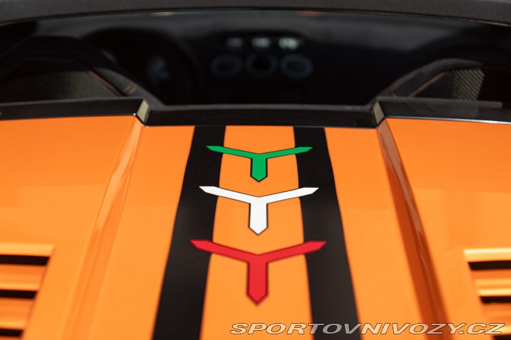 Lamborghini Gallardo LP 570 - 4 SPYDER PERFORMANTE 2011