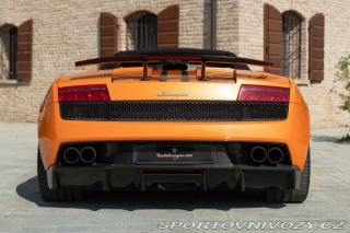 Lamborghini Gallardo LP 570 - 4 SPYDER PERFORMANTE 2011