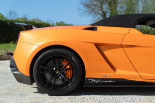 Lamborghini Gallardo LP 570 - 4 SPYDER PERFORMANTE 2011