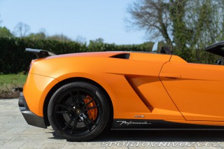 Lamborghini Gallardo LP 570 - 4 SPYDER PERFORMANTE 2011