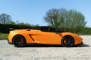 Lamborghini Gallardo LP 570 - 4 SPYDER PERFORMANTE 2011