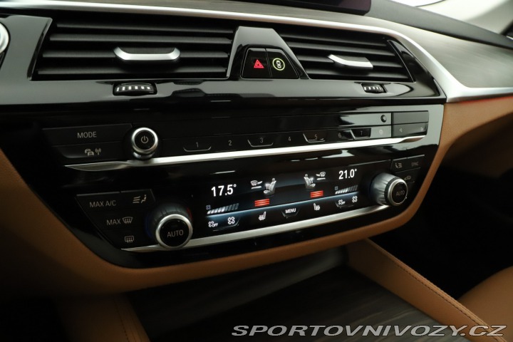 BMW 5 Luxury Line 530d xDrive 2023