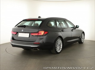 BMW 5 Luxury Line 530d xDrive 2023