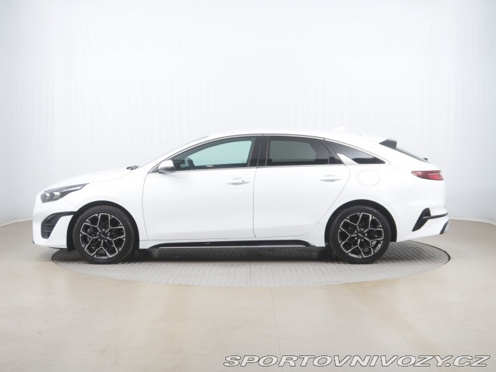 Kia ProCeed GT Line Plus 1.5 T-GDI 2022