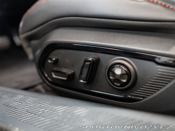 Dodge Charger 0.0 Daytona Scat Pack 670 2024