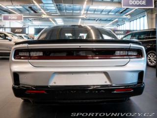 Dodge Charger 0.0 Daytona Scat Pack 670 2024