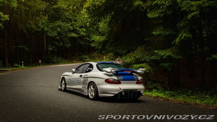 Hyundai Coupé 2,0 1800