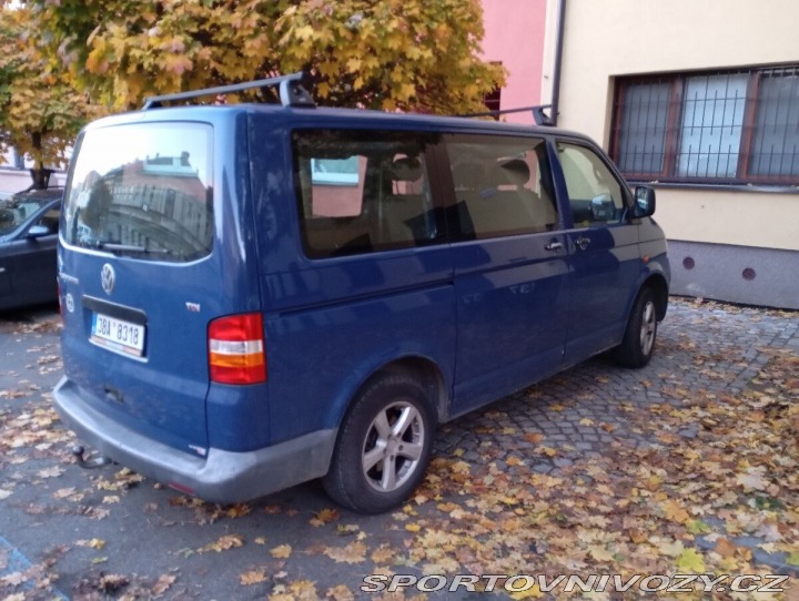 Volkswagen Ostatní modely Transporter 2,5 T5 2004