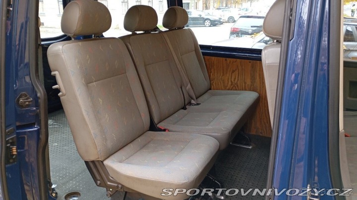 Volkswagen Ostatní modely Transporter 2,5   T5 2004