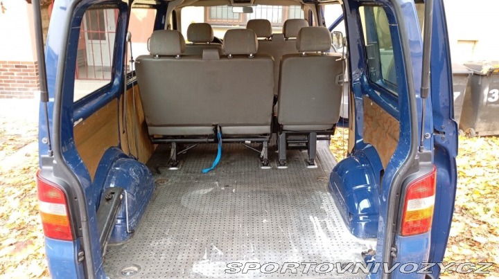 Volkswagen Ostatní modely Transporter 2,5   T5 2004