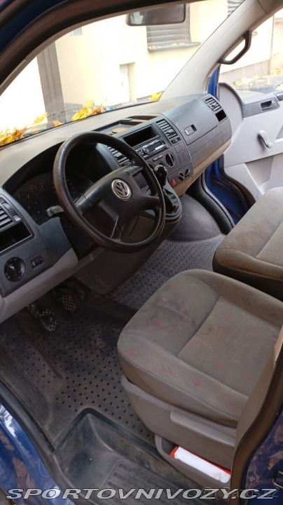 Volkswagen Ostatní modely Transporter 2,5   T5 2004