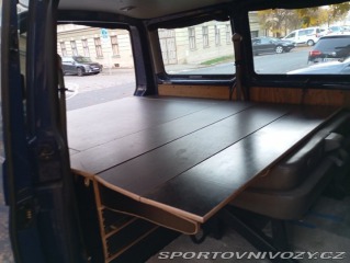 Volkswagen Ostatní modely Transporter 2,5   T5 2004