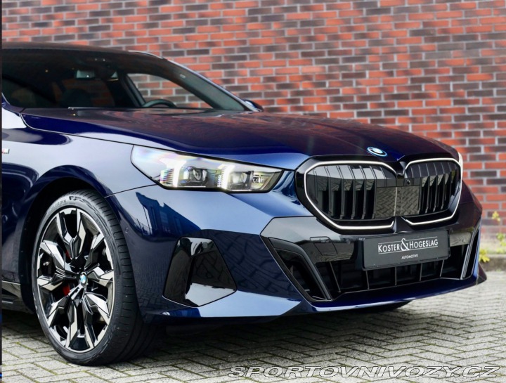 BMW 5 Touring 550e xDrive M S 2025