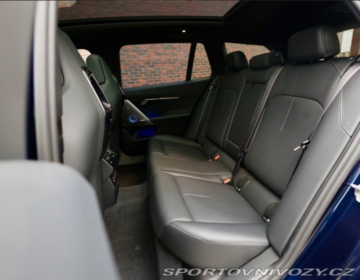 BMW 5 Touring  550e  xDrive M S 2025