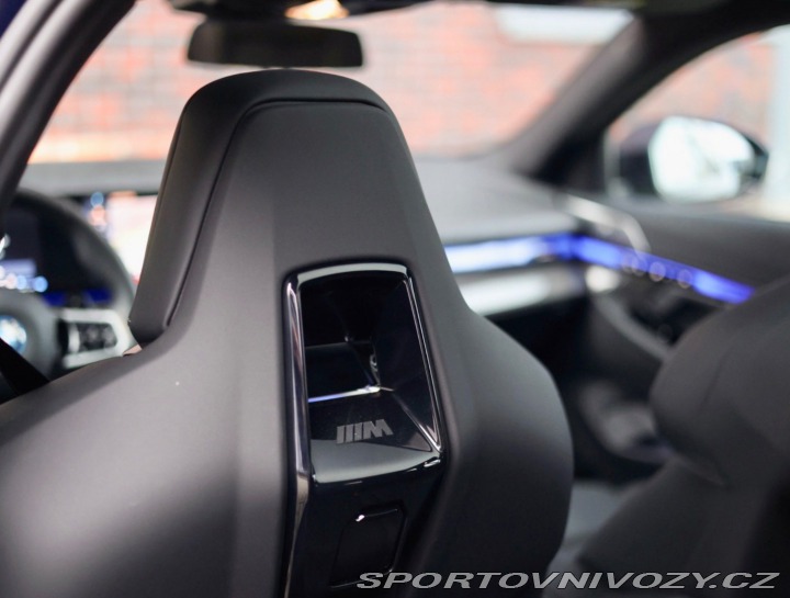 BMW 5 Touring  550e  xDrive M S 2025