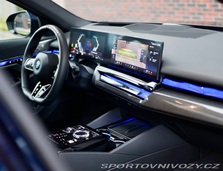 BMW 5 Touring  550e  xDrive M S 2025