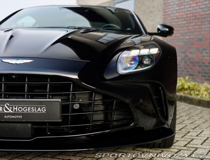 Aston Martin V8 Vantage  4.0  | Quicksilv 2025
