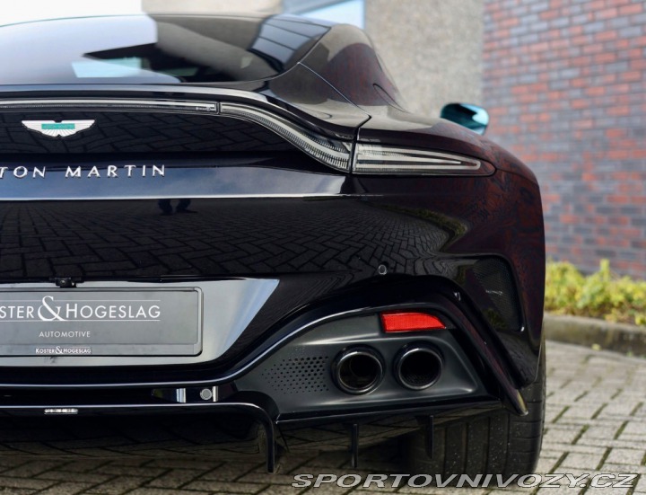 Aston Martin V8 Vantage  4.0  | Quicksilv 2025