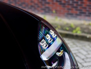 Aston Martin V8 Vantage  4.0  | Quicksilv 2025