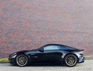 Aston Martin V8 Vantage  4.0  | Quicksilv 2025