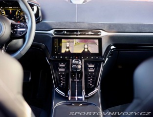 Aston Martin V8 Vantage  4.0  | Quicksilv 2025