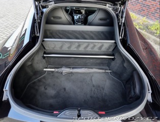 Aston Martin V8 Vantage  4.0  | Quicksilv 2025