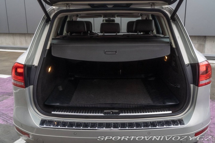 Volkswagen Ostatní modely Touareg  3.6 /AJ NA SPLÁTKY / PRO 2014