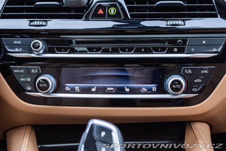 BMW 5 Touring 540i xDrive 250k 2018