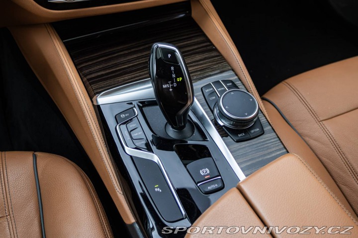 BMW 5 Touring 540i xDrive 250k 2018