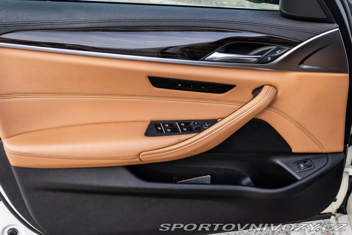 BMW 5 Touring 540i xDrive 250k 2018