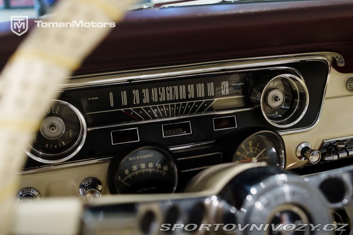 Ford Mustang Convertible V8, v ČR 1965